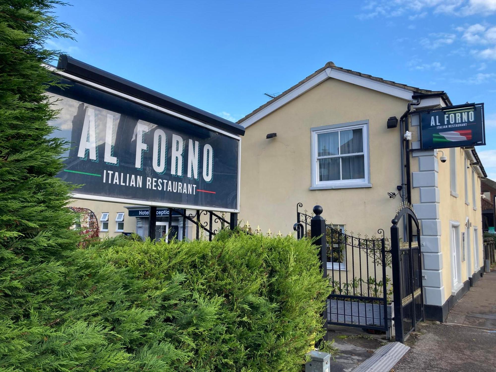 Al Forno Restaurant & Inn NWI Exterior photo